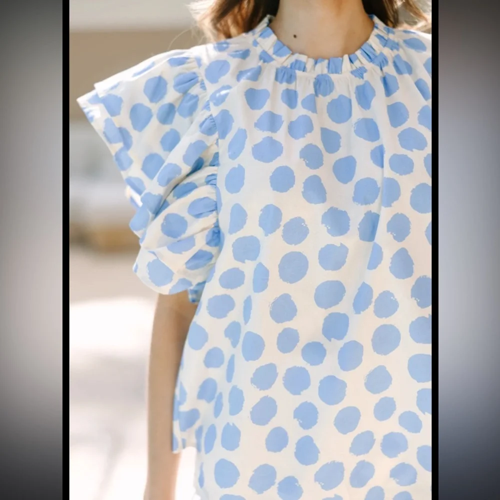 Shop The Mint « Be Your True Self » blue ivory polka dot ruffled sleeve blouse - Picture 2 of 12